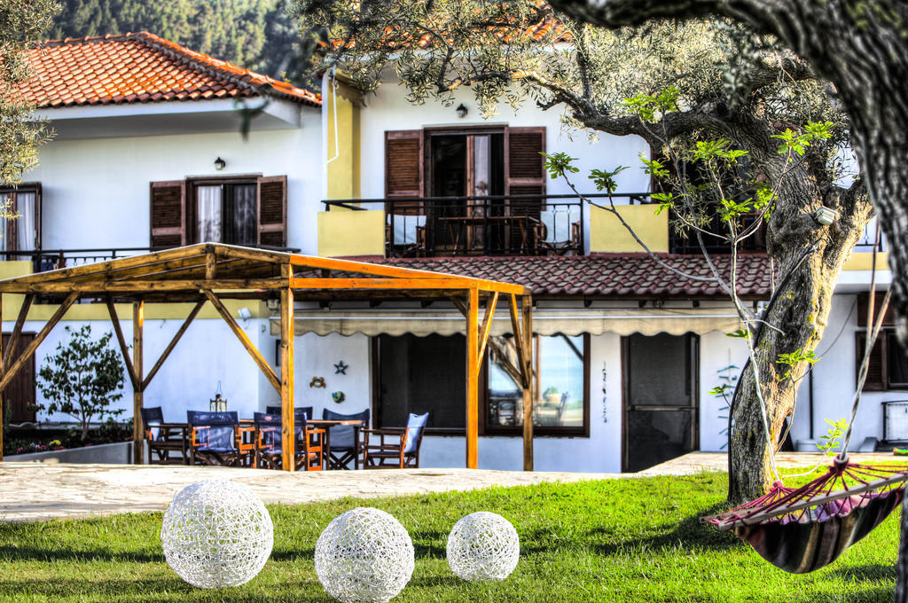 Anna Karra Studios & Apartments Βουρβουρού Εξωτερικό φωτογραφία